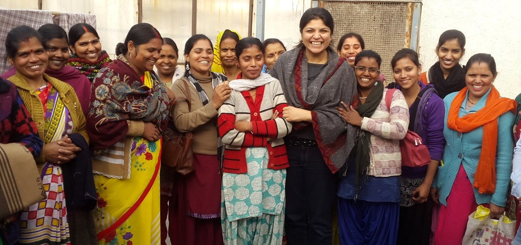 Sonica Sarna with the women of ProjecThrive