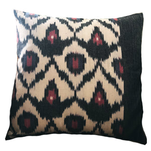 Translate Pillow Cover - Jigsaw with Black Border