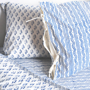 Tilonia® Twin Duvet Set - Centipede Stripe & Sprig in Blue