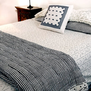 Proud Mary for Tilonia® Queen Duvet Set in Criss Cross in Dove Grey from Sprout Enterprise®